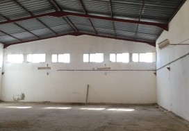 A L LOCAL COMMERCIAL 500/1000 M2 TU SUD