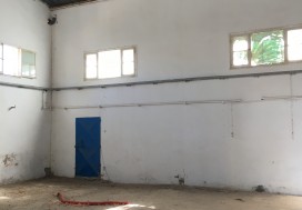 A L LOCAL COMMERCIAL 500/1000 M2 TU SUD