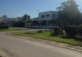 A LOUER RESIDENCE DE LUXE 2732 M2 MUTU