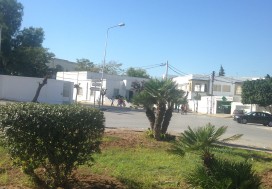 A LOUER RESIDENCE DE LUXE 2732 M2 MUTU