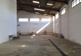 A LOUER LOCAL 2800 M2 NABEUL