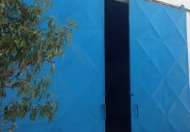 A LOUER LOCAL INDUSTR  1100 M2 J OUST