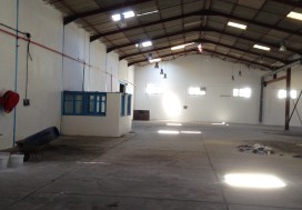 A LOUER LOCAL INDUSTR 2700 M2 SLIMEN