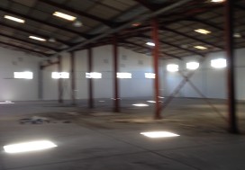 A LOUER LOCAL INDUSTR 2700 M2 SLIMEN