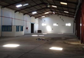 A LOUER LOCAL INDUSTR 2700 M2 SLIMEN
