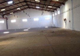 A LOUER LOCAL INDUSTR 2700 M2 SLIMEN