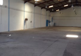A LOUER LOCAL INDUSTR 2700 M2 SLIMEN