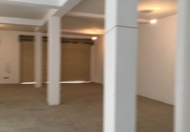 A LOUER DEPOT 153 M2 RDC RADES