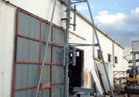A VENDRE GROMBALIA LOCAL 5000 M2