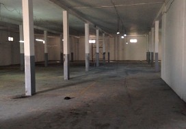 A LOUER LOCAL 1000 M2 AGBA