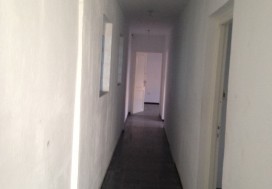 A LOUER LOCAL 1000 M2 AGBA