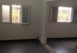 A LOUER LOCAL 1000 M2 AGBA