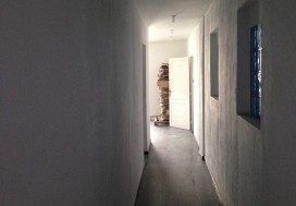 A LOUER LOCAL 1000 M2 AGBA