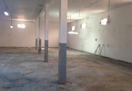 A LOUER LOCAL 1000 M2 AGBA