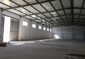 A LOUER DEPOT NEUF 1420 M2 TU OUEST