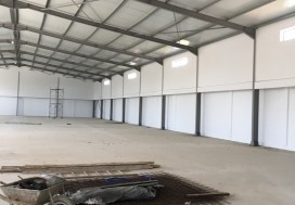 A LOUER DEPOT NEUF 1420 M2 TU OUEST