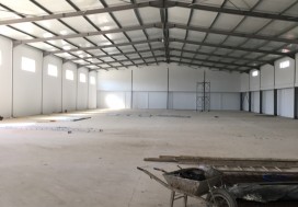 A LOUER DEPOT NEUF 1420 M2 TU OUEST