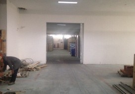 A LOUER LOCAL INDUSTR 4500 M2 TUN OUEST
