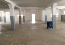 A LOUER LOCAL 1300 M2 2 NIV MNIHLA