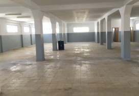 A LOUER LOCAL 1300 M2 2 NIV MNIHLA