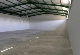 A LOUER LOCAL NEUF 2245 M2 GROMBALIA