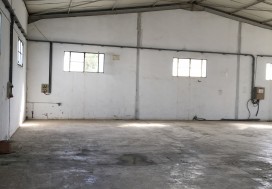 A LOUER LOCAL 1750/2736 M2 TU OUEST