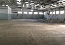 A LOUER LOCAL 1750/2736 M2 TU OUEST