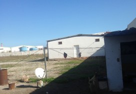 A LOUER DEPOT A RADES 15180 M2