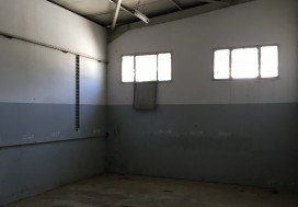 A LOUER LOCAL 1750/2736 M2 TU OUEST