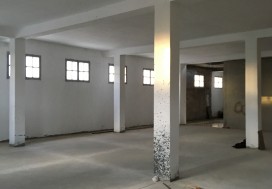 A LOUER LOCAL 1700 M2 2 NIV TUN SUD