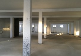 A LOUER LOCAL 1700 M2 2 NIV TUN SUD