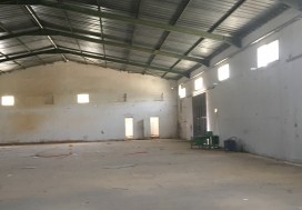 A LOUER DEPOT 1200 M2 TUNIS OUEST