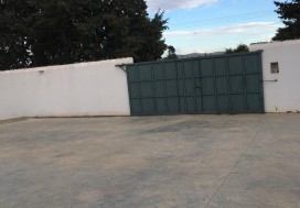 A VENDRE LOCAL 660/3000 M2 TUN OUEST