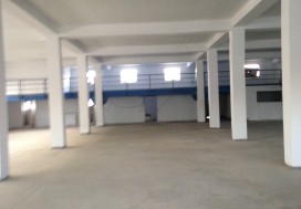 A VENDRE LOCAL INDUST 3000 M2 UTIQUE