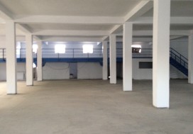A VENDRE LOCAL INDUST 3000 M2 UTIQUE