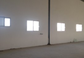 A VENDRE LOCAL INDUST 3000 M2 UTIQUE
