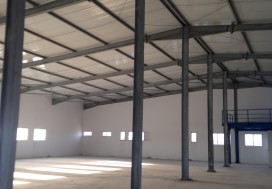 A VENDRE LOCAL INDUST 3000 M2 UTIQUE