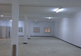 A LOUER DEPOT 500 M2 CHARGUIA