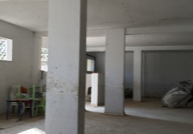 A V LOCAL COMMERC 500/1000 M2 TU OUEST