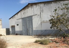 A V DEPOT 800/1500 M2 TUNIS SUD