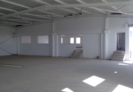 A LOUER LOCAL IND 2 NIV 1700 M2 TUN SUD