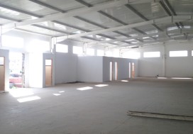 A LOUER LOCAL IND 2 NIV 1700 M2 TUN SUD