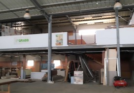 A LOUER LOCAL 1400/2750 M2 JEBEL OUST