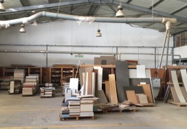 A LOUER LOCAL 1400/2750 M2 JEBEL OUST