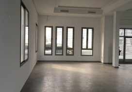 A LOUER IMMEUBLE 1060 M2 LAC DE TUNIS