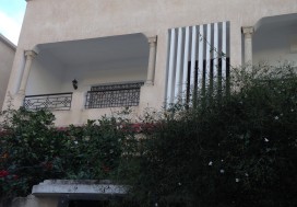 A VENDRE VILLA 400 M2 JARDIN MENZAH 3