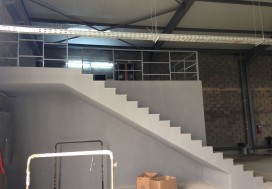 AV LOCAL 5000/10000 M2 EXT BEJA SUD