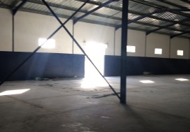 A LOUER LOCAL INDUSTR 3000 M2 ZAGH NORD