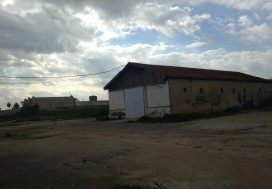 A LOUER LOCAL INDUSTR 2100 M2 TUN SUD
