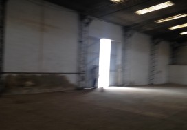 A LOUER LOCAL INDUSTR 2100 M2 TUN SUD